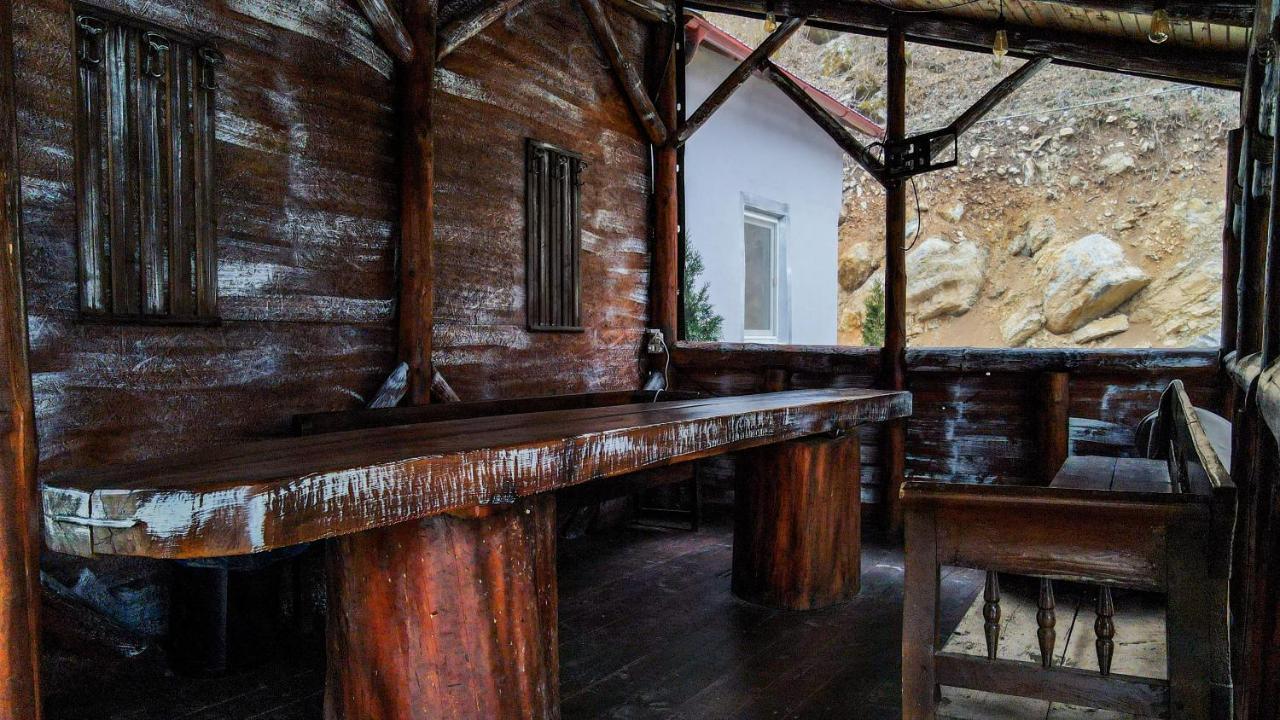 Pensiunea Alunul Remeti Bagian luar foto